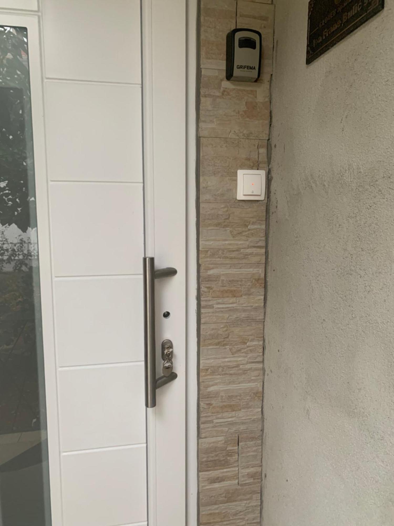 Clover Apartman Zadar Exterior photo